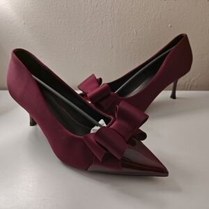 (New) Elegant Burgundy Women's Heels